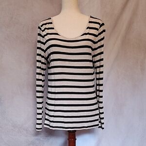 Essentials Monochrome Striped Long Sleeve Tee
